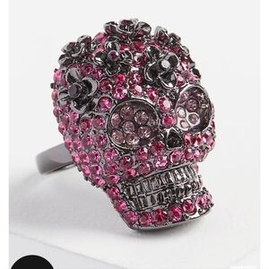 🆕️☠️PINK SKULL PAVE STATEMENT RING - HEMATITE ☠️